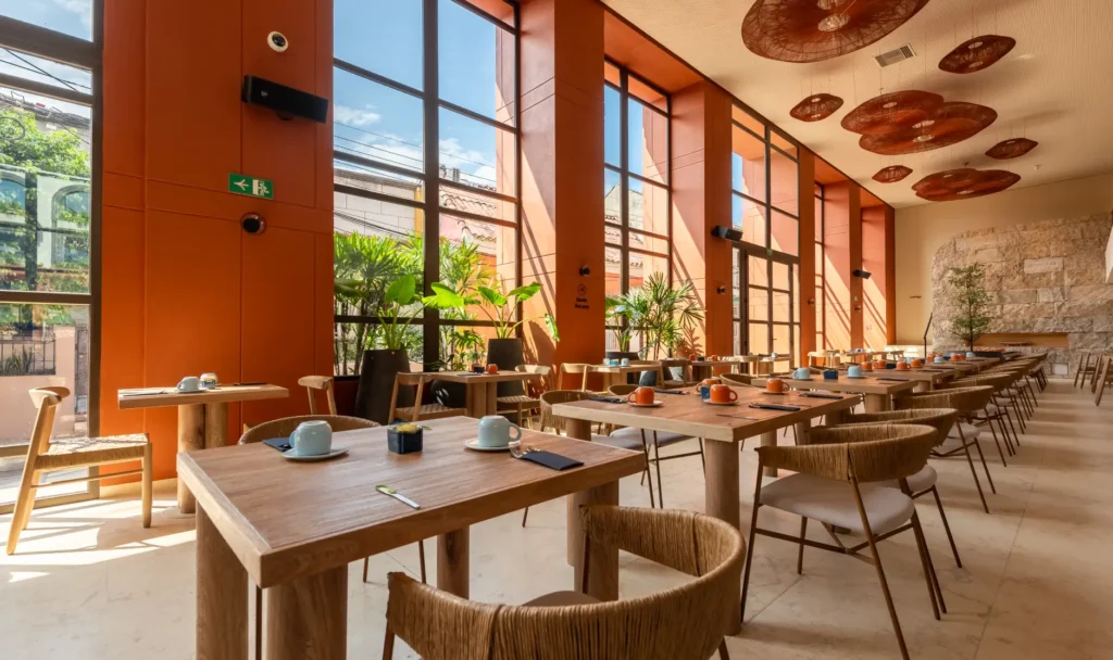 Carta Ajena Restaurant osh hotel