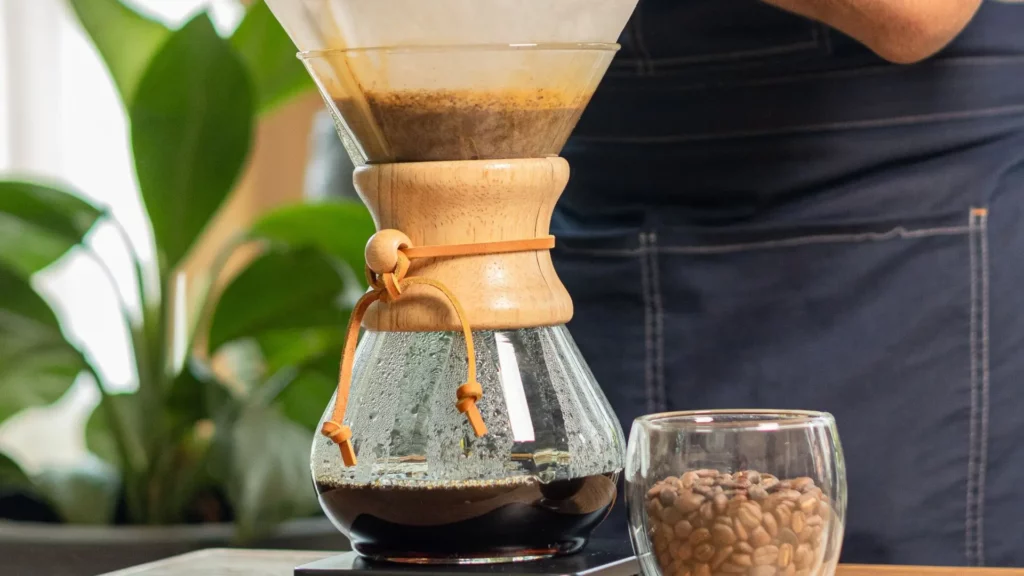 Chemex pour-over with artisanal coffee at Carta Ajena restaurant in OSH Hotel Cartagena